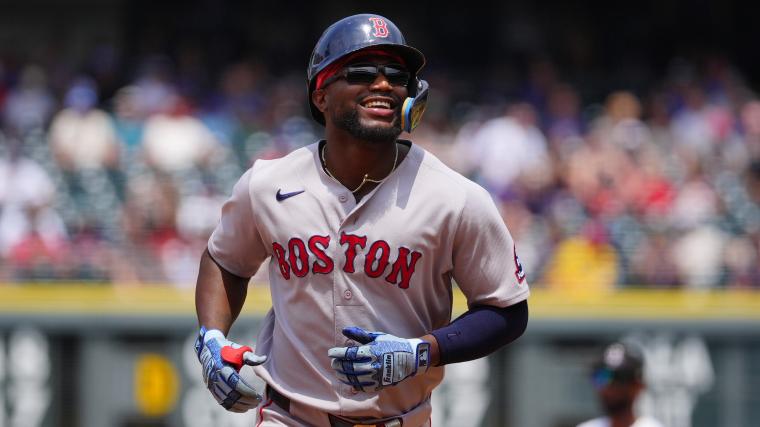 Specs Appeal: Boston’s Unlikely Hero and the Shifting Face of Professional Sport Specs Appeal: Boston’s Unlikely Hero and the Shifting Face of Professional Sport