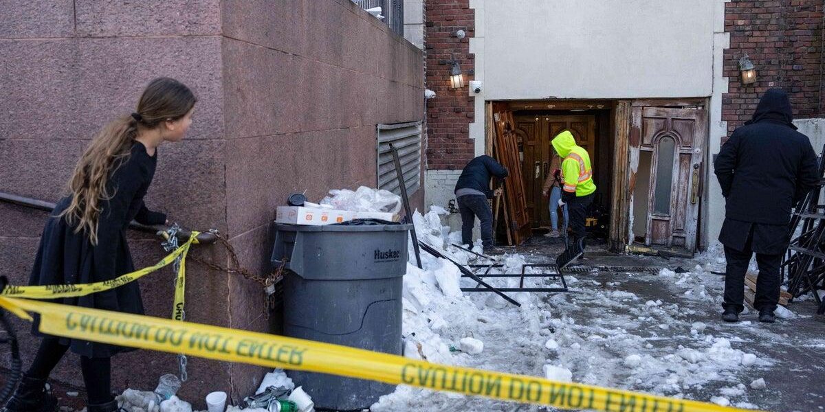 Man Sentenced to Six Months for Ramming Car into Chabad Lubavitch HQ Man Sentenced to Six Months for Ramming Car into Chabad Lubavitch HQ