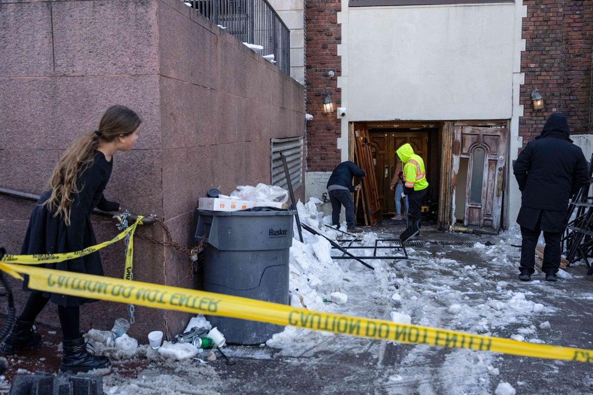 Man Sentenced to Six Months for Ramming Car into Chabad Lubavitch HQ Man Sentenced to Six Months for Ramming Car into Chabad Lubavitch HQ