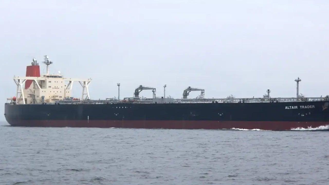 US Imposes Sanctions on Chinese and Hong Kong Shipping Firms for Iranian Oil Transport