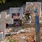 Pope Challenges US & Europe on Immigration Pope Challenges US & Europe on Immigration