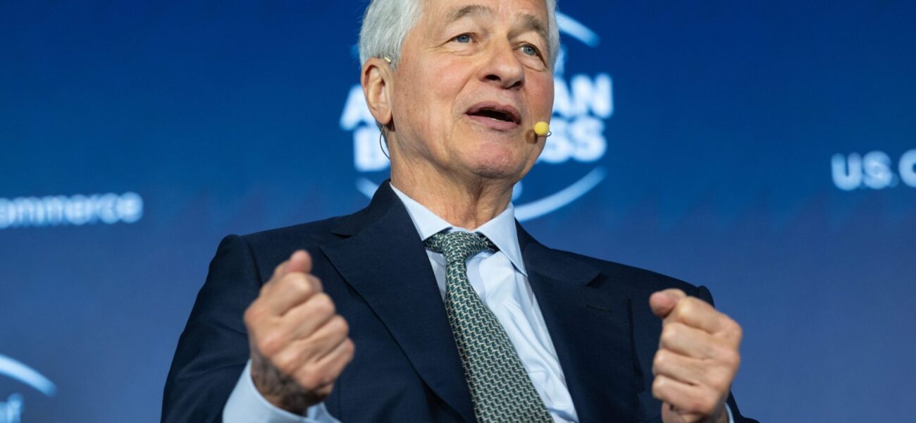 Dimon’s Gilded Exit Strategy: From Wall Street Citadel to Academia’s Ivory Tower Dimon’s Gilded Exit Strategy: From Wall Street Citadel to Academia’s Ivory Tower