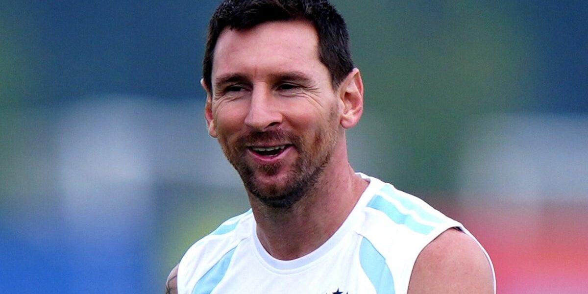 FIFA System Glitch Causes Chaos During Spain vs Argentina World Cup Final FIFA System Glitch Causes Chaos During Spain vs Argentina World Cup Final