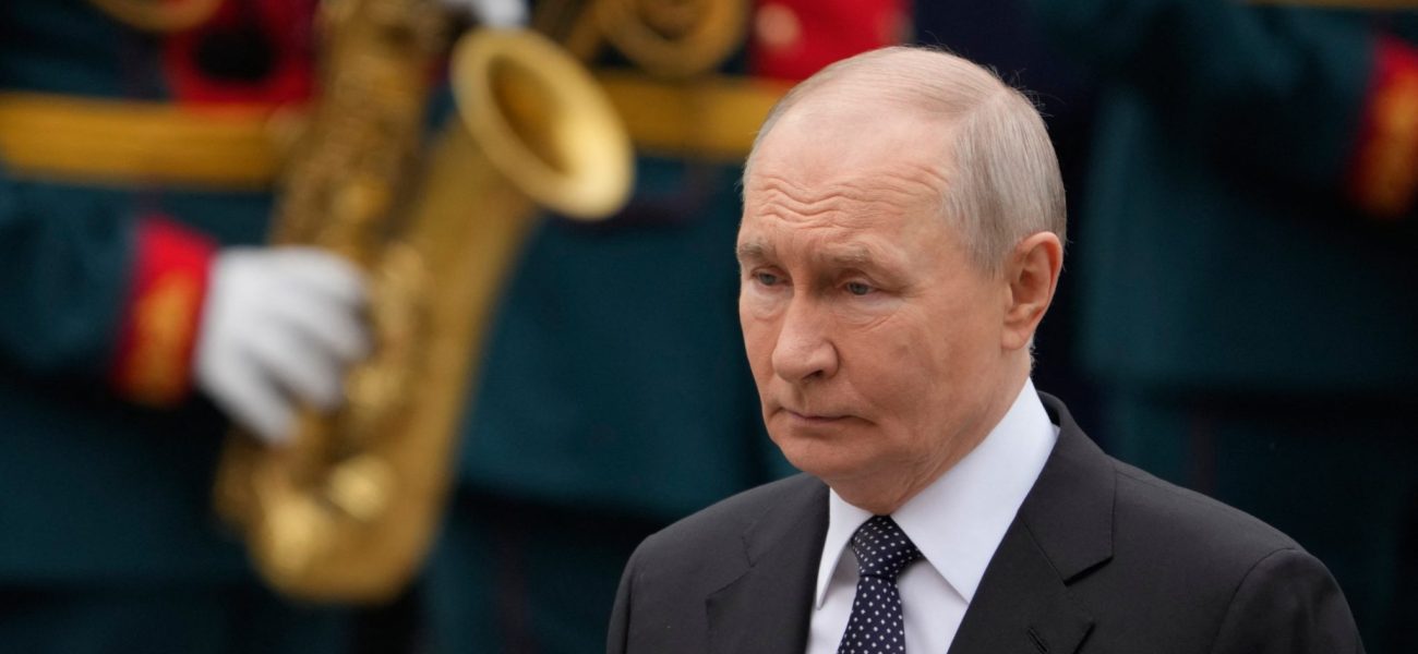 Russia’s Economic Woes: Public Pessimism Soars