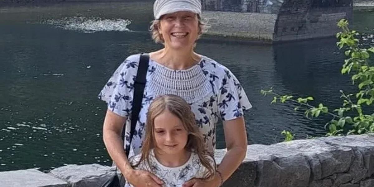 Tragedy Strikes: Journalist and Daughter Die in Ireland Road Accident Tragedy Strikes: Journalist and Daughter Die in Ireland Road Accident