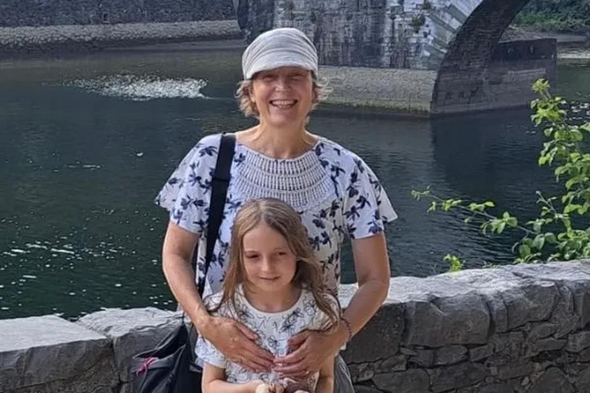 Tragedy Strikes: Journalist and Daughter Die in Ireland Road Accident Tragedy Strikes: Journalist and Daughter Die in Ireland Road Accident