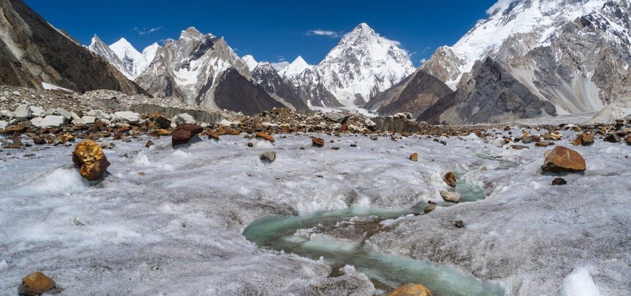 Ten Climbers Feared Missing After Avalanche Strikes Broad Peak Expedition in Pakistan