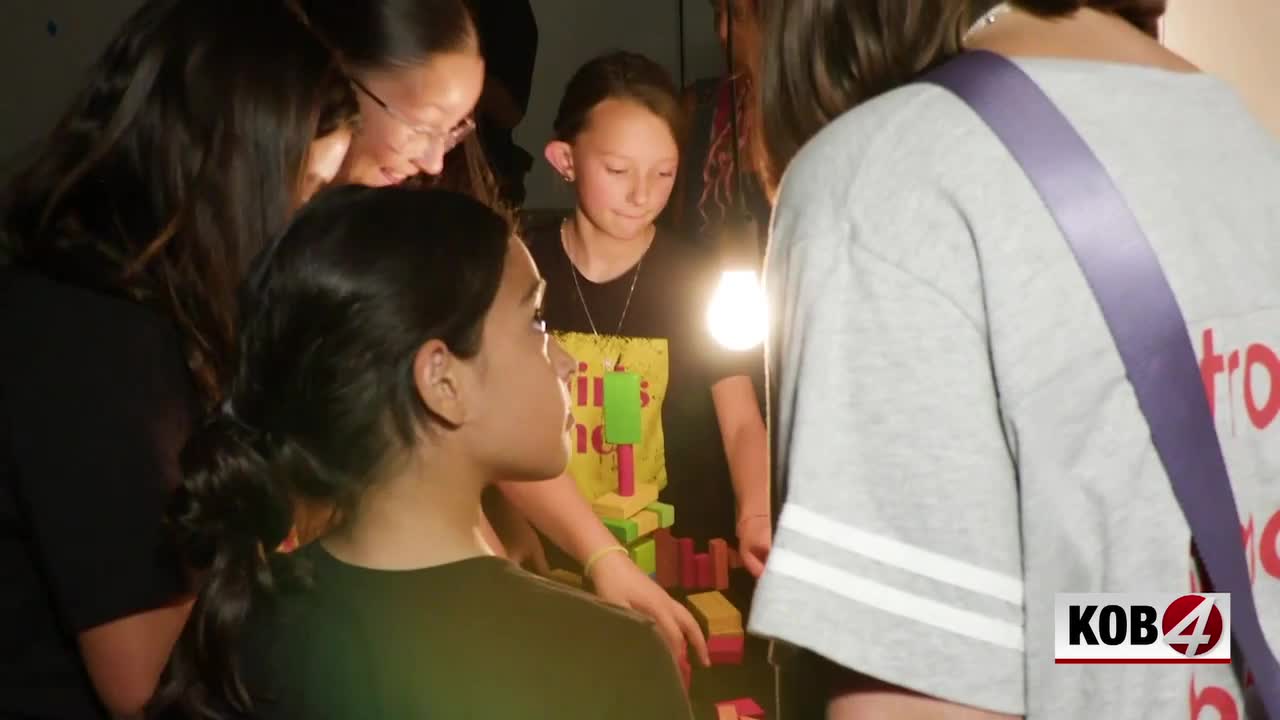 Digital Alchemists: Santa Fe Festival Weaves Global Threads, Ignoring Geopolitical Fissures