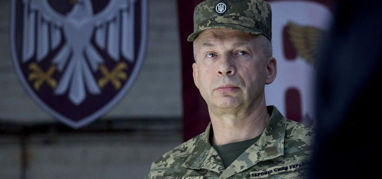 Zelensky Dismisses Ukraine Army Chief Amid Political Turmoil Zelensky Dismisses Ukraine Army Chief Amid Political Turmoil