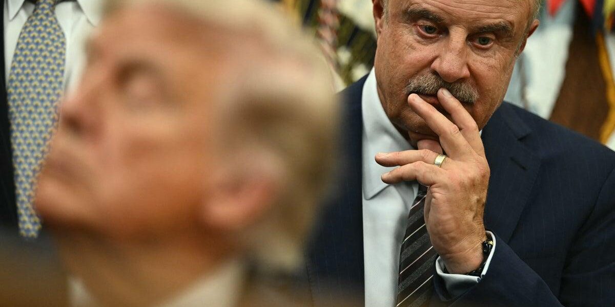 Dr. Phil Reveals White House Asked Him to Review UFO Files Dr. Phil Reveals White House Asked Him to Review UFO Files