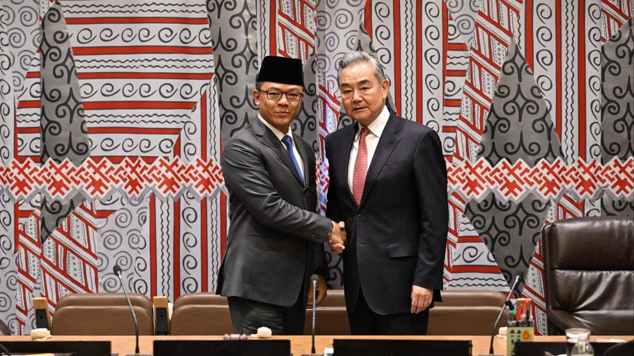 China and Indonesia: A Complex Path to Strengthening Bilateral Ties China and Indonesia: A Complex Path to Strengthening Bilateral Ties