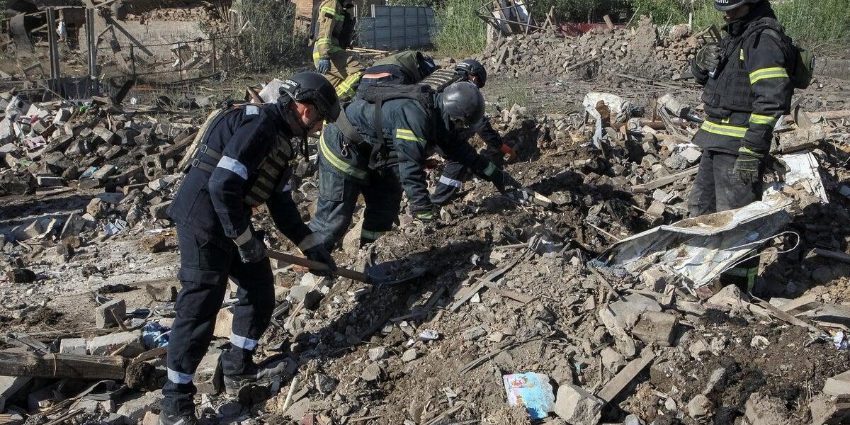 North Korean Missile Suspected in Russian Strike Killing Five Family Members