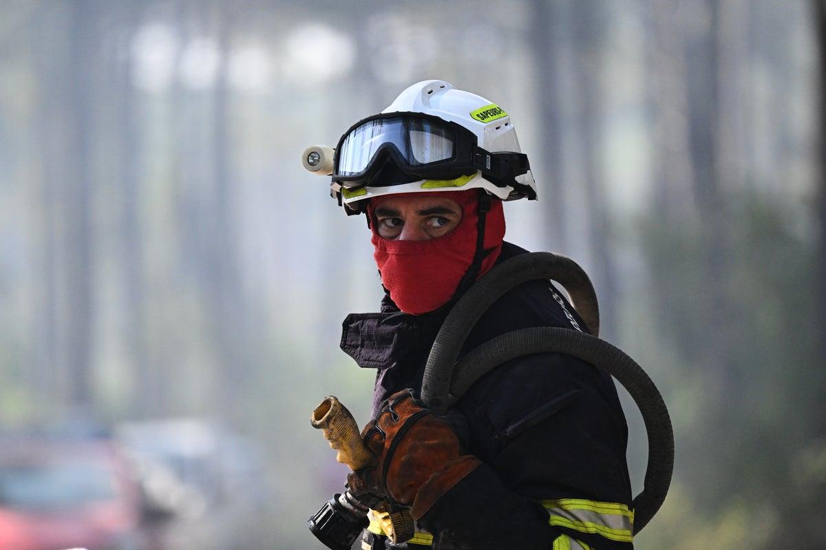 France Declares State of Emergency as Wildfires Ravage Bordeaux Amid New Heatwave France Declares State of Emergency as Wildfires Ravage Bordeaux Amid New Heatwave