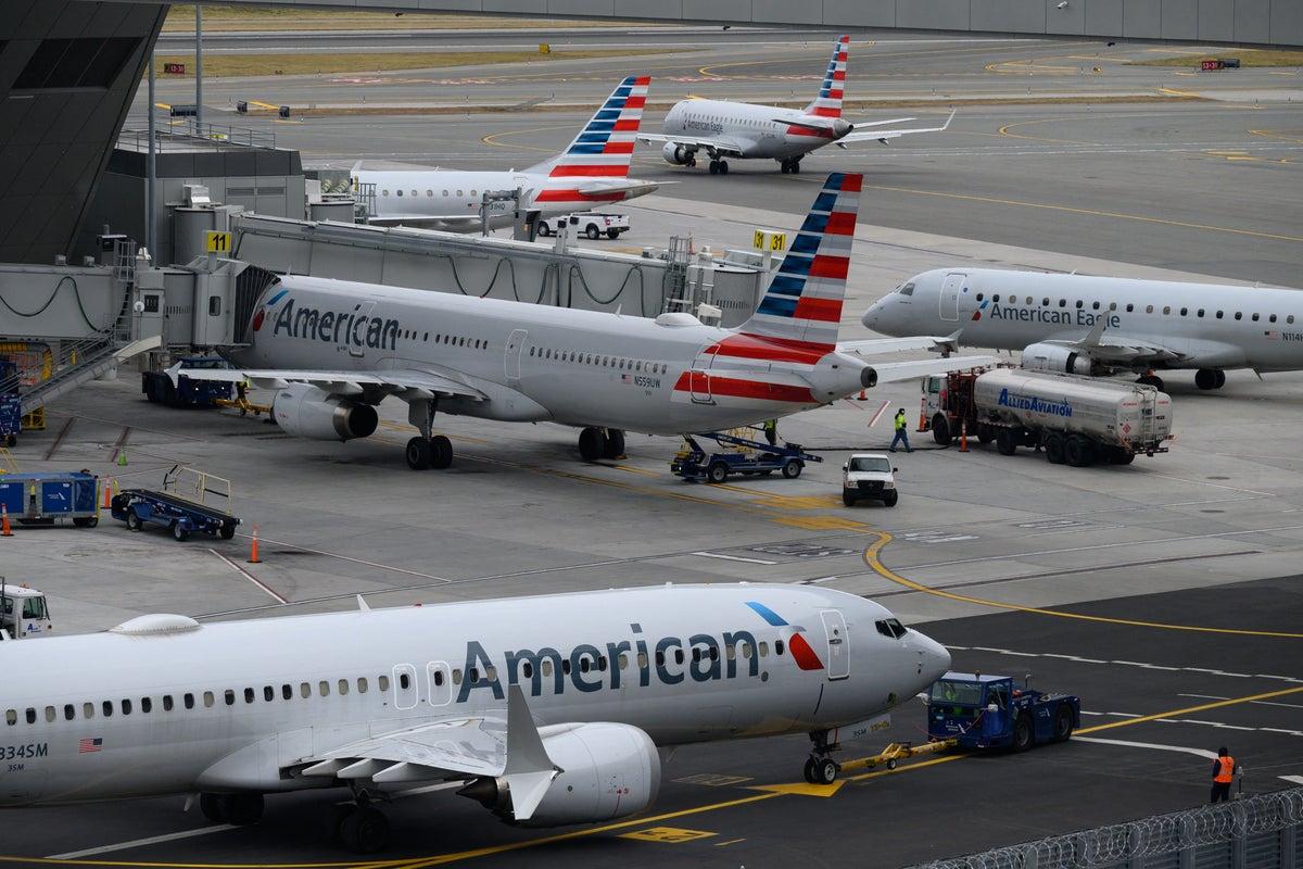 American Airlines Ground Stop: Nationwide IT Outage Causes Temporary Flight Suspension American Airlines Ground Stop: Nationwide IT Outage Causes Temporary Flight Suspension