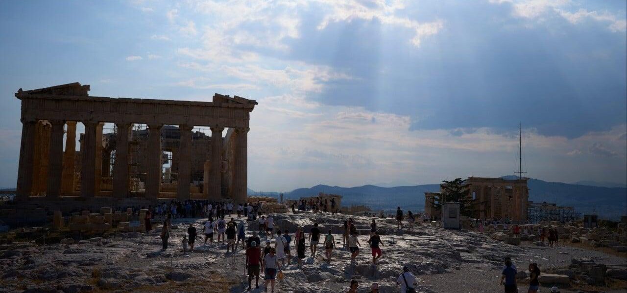Incident Near Acropolis: Knife Attack Wounds Tourists in Athens Incident Near Acropolis: Knife Attack Wounds Tourists in Athens