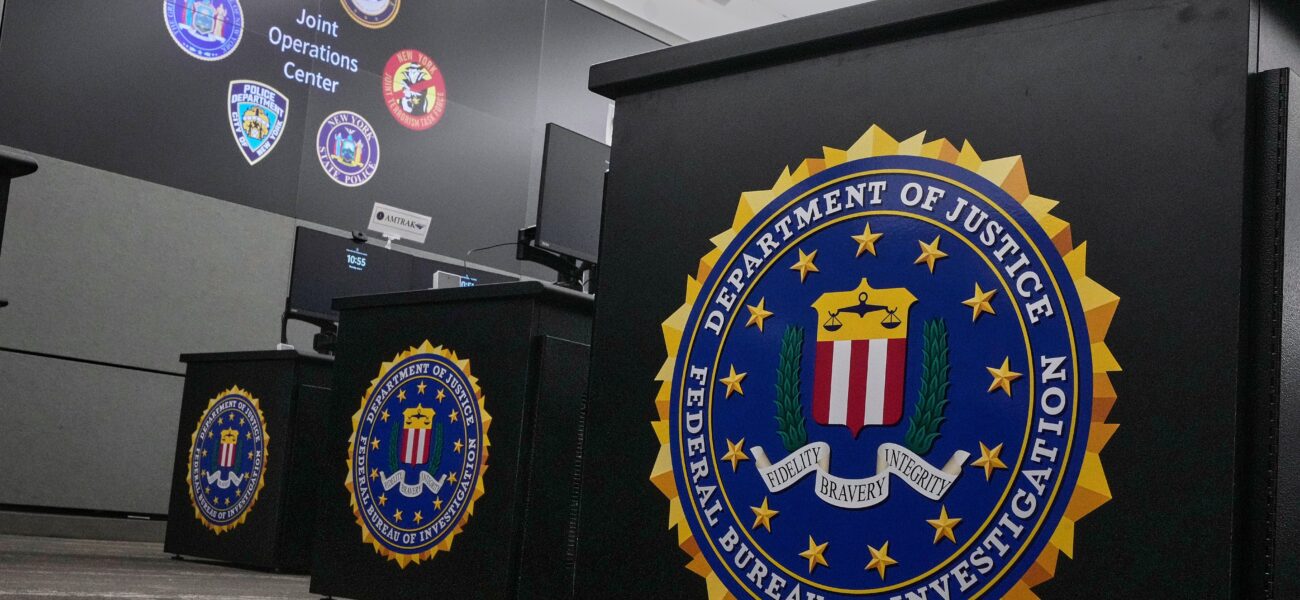 FBI Chicago: Top Agent’s Forced Exit & Power Play FBI Chicago: Top Agent’s Forced Exit & Power Play
