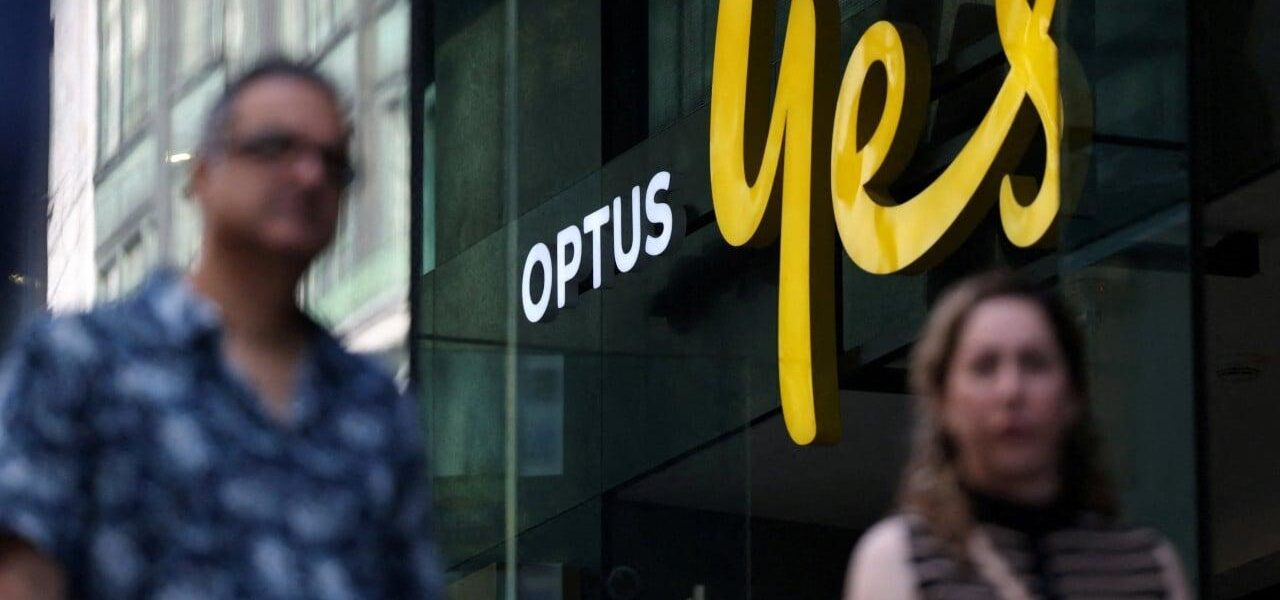 Singtel Considers Optus Stake Sale Amid Australian Regulatory Scrutiny Singtel Considers Optus Stake Sale Amid Australian Regulatory Scrutiny