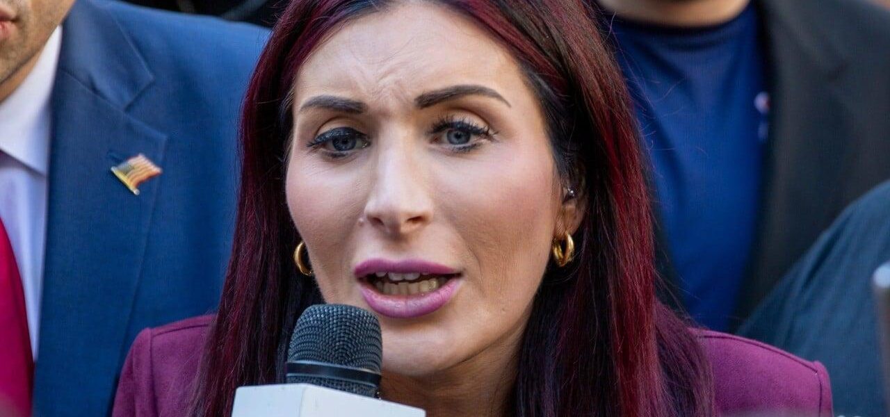 Trump Ally Laura Loomer Meets Zelensky in Ukraine After War Stance Reversal Trump Ally Laura Loomer Meets Zelensky in Ukraine After War Stance Reversal