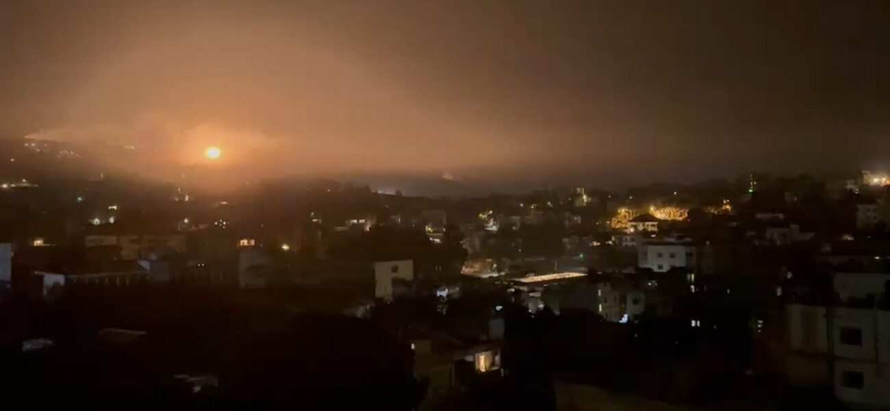 Israeli Airstrikes Hit Southern Lebanon, Prompting Mass Evacuations