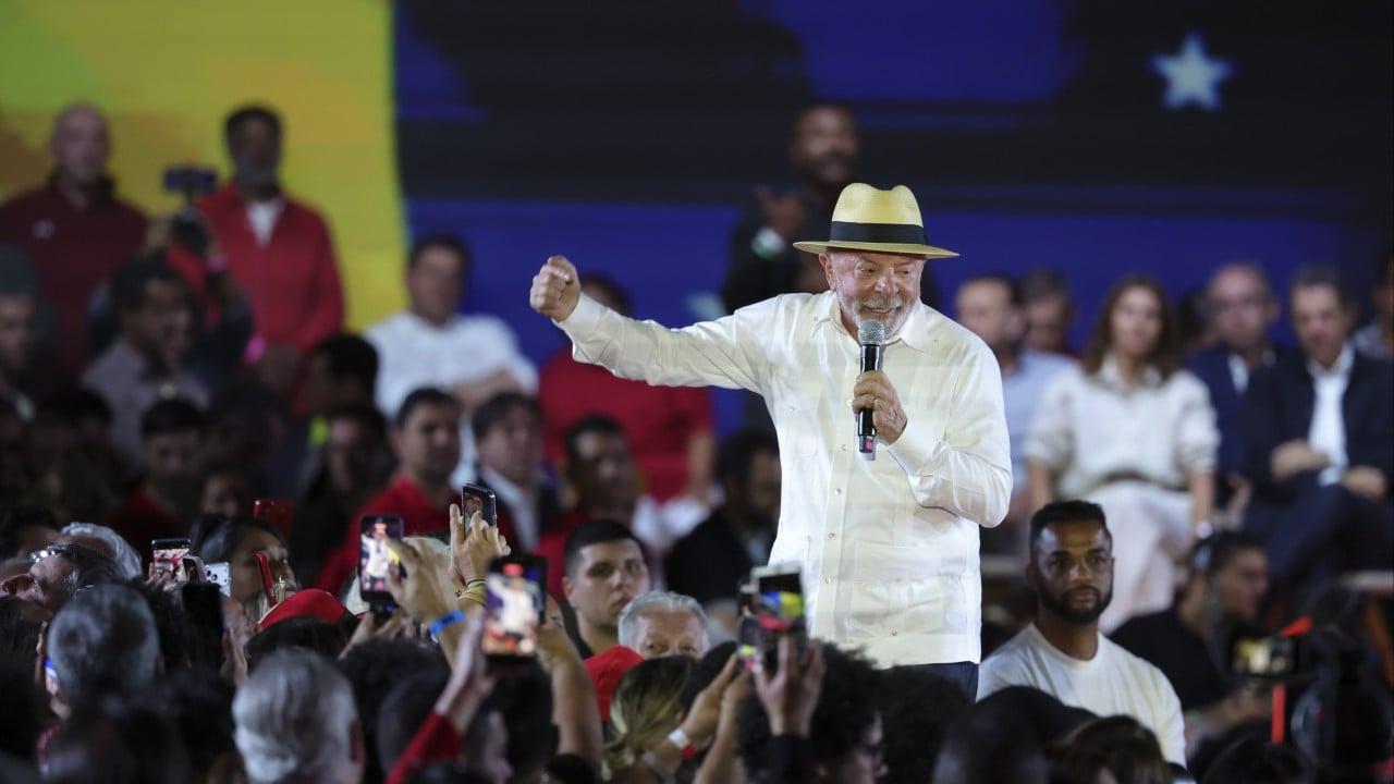 Brazil’s Lula Announces Fourth-Term Bid at 80, Asserts Robust Health
