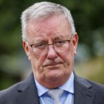 Health Minister Nesbitt Resigns Amid Party Leader Dispute Health Minister Nesbitt Resigns Amid Party Leader Dispute