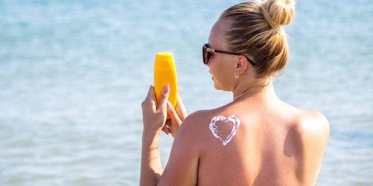 Experts Counter Misguided Claims: Sunscreen Essential Amid Europe Heatwave