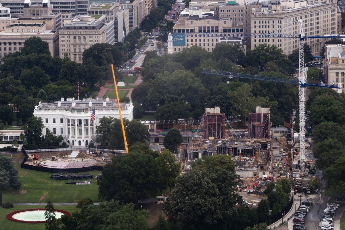 Supreme Court Chief Justice Permits Continuation of Trump’s 0M White House Ballroom Construction Supreme Court Chief Justice Permits Continuation of Trump’s 0M White House Ballroom Construction