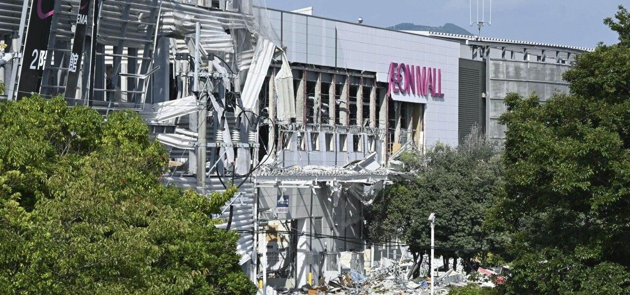 Japan Terminates Rescue Operations Following Deadly Shopping Centre Explosion Japan Terminates Rescue Operations Following Deadly Shopping Centre Explosion