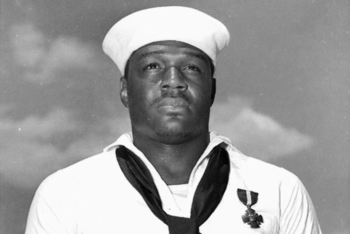 Navy Contemplates Scrapping Plan to Name Carrier After Black Hero for Trump Navy Contemplates Scrapping Plan to Name Carrier After Black Hero for Trump