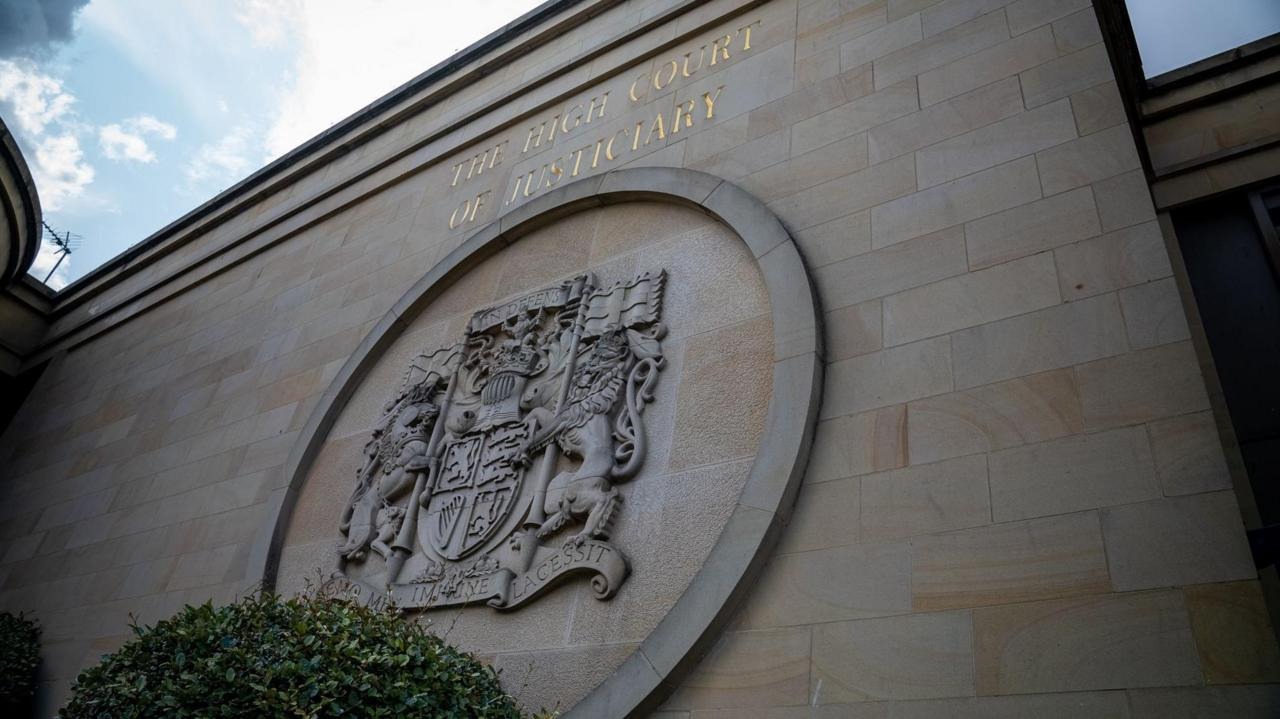 Snooker Champion Graeme Dott Faces Trial for Child Abuse Allegations Snooker Champion Graeme Dott Faces Trial for Child Abuse Allegations