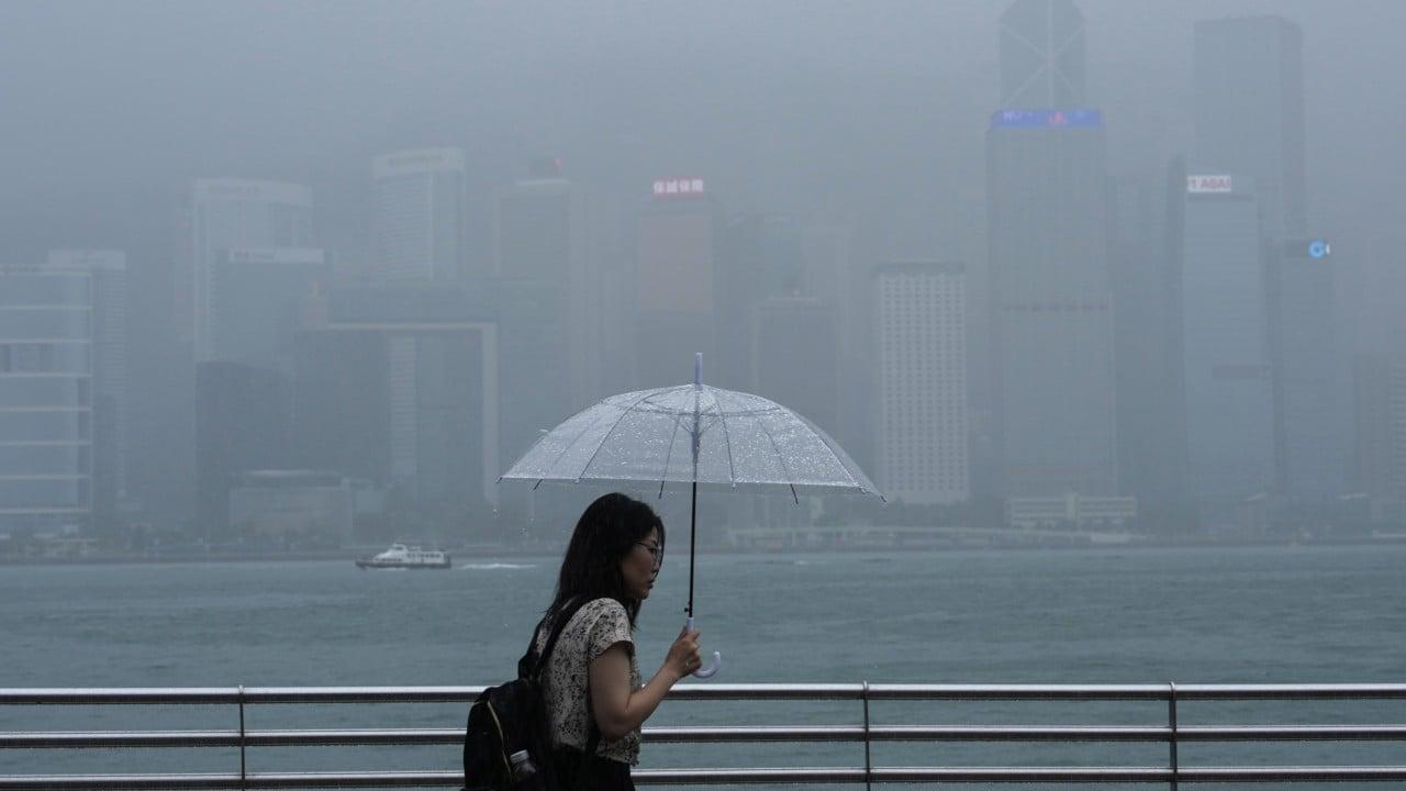 Typhoon Kujira Unlikely to Affect Hong Kong, 18 Japan Flights Cancelled