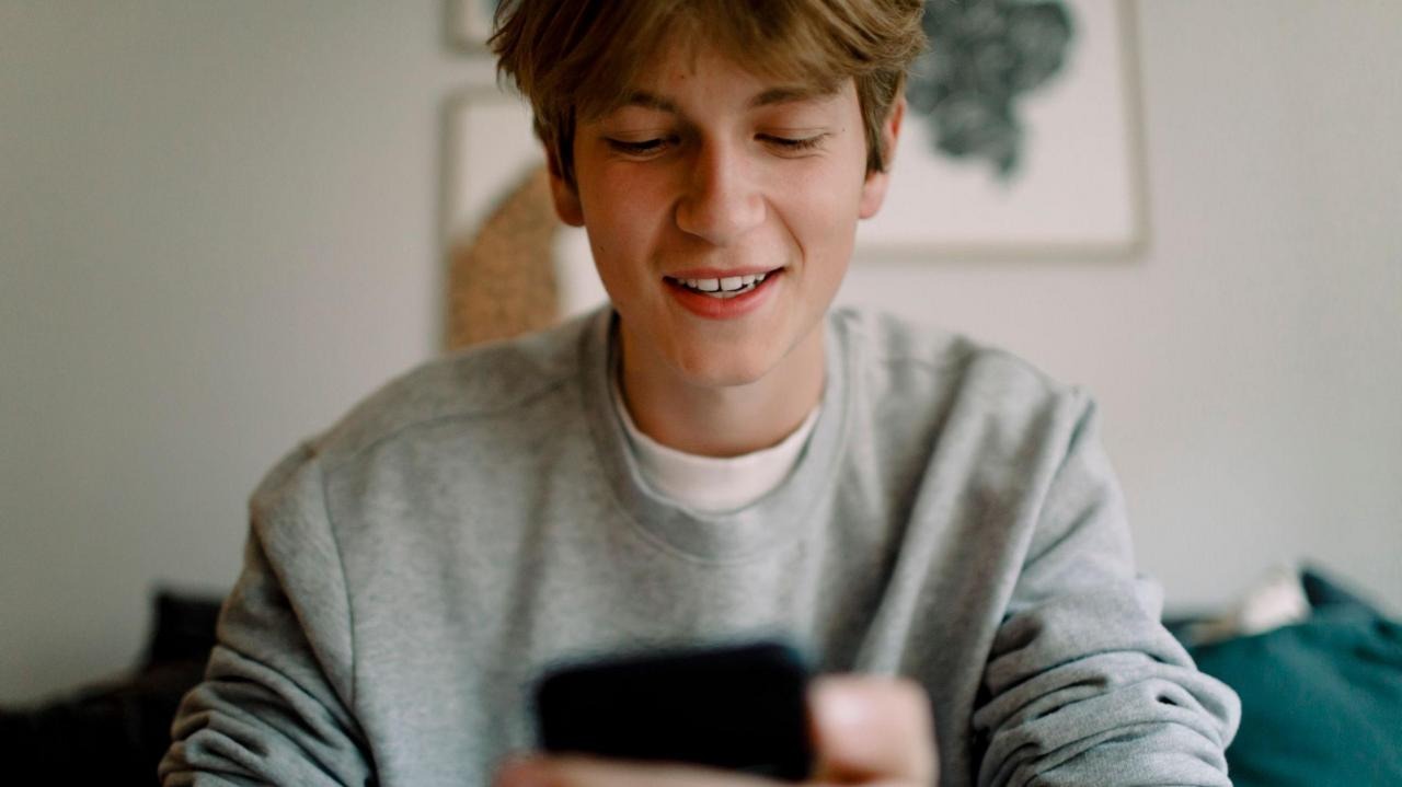 GCSE and BTec Results: New App Launches for 750 Schools in England