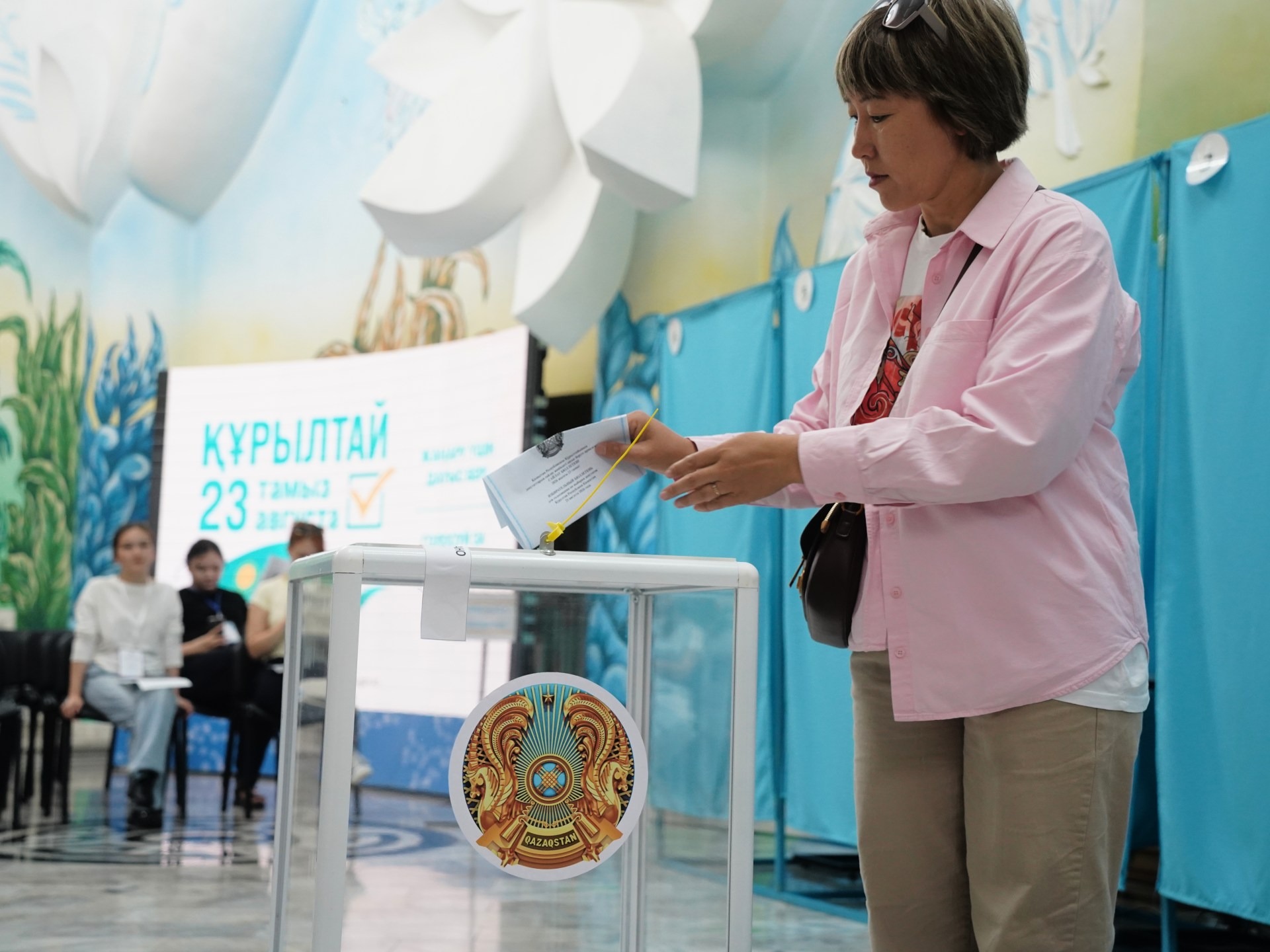 Kazakhstan Parliamentary Elections Begin Amid Political Tensions