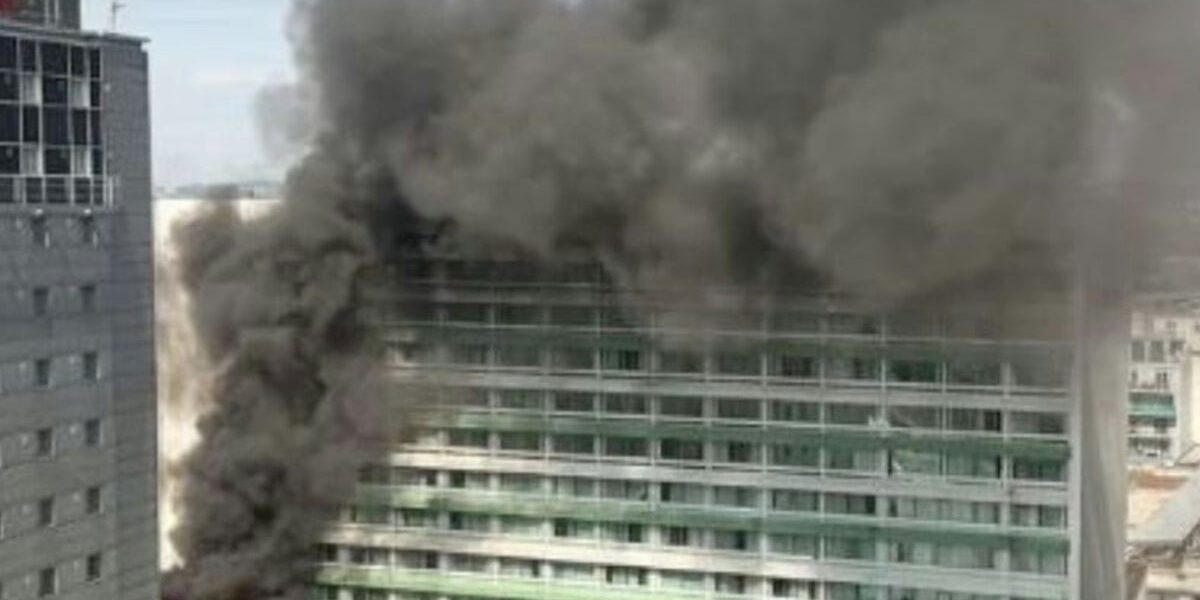 Wembley Holiday Inn Blaze: 150 Evacuated as Major Fire Erupts Wembley Holiday Inn Blaze: 150 Evacuated as Major Fire Erupts
