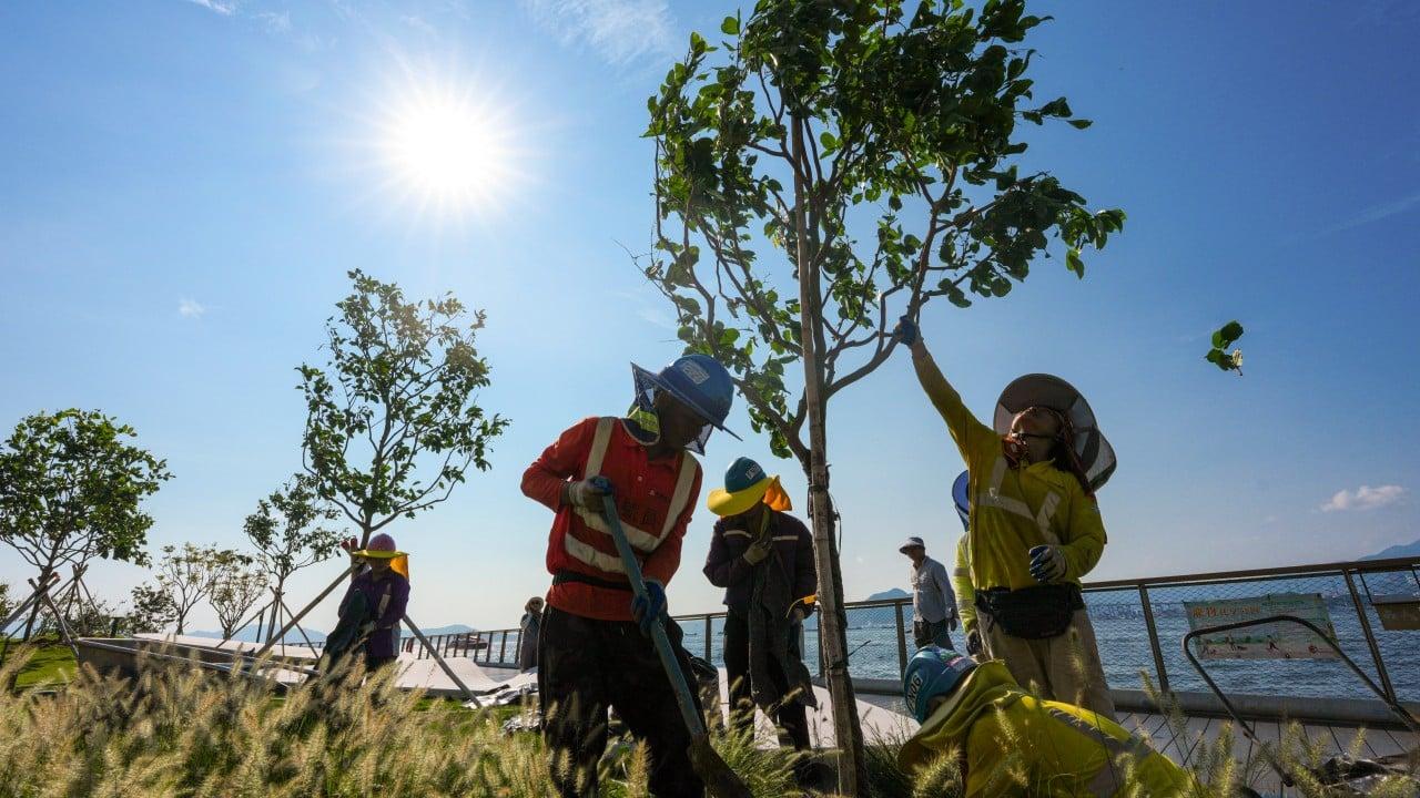 Hong Kong Faces Urgent Call to Overhaul Heat Stress Warning System Hong Kong Faces Urgent Call to Overhaul Heat Stress Warning System