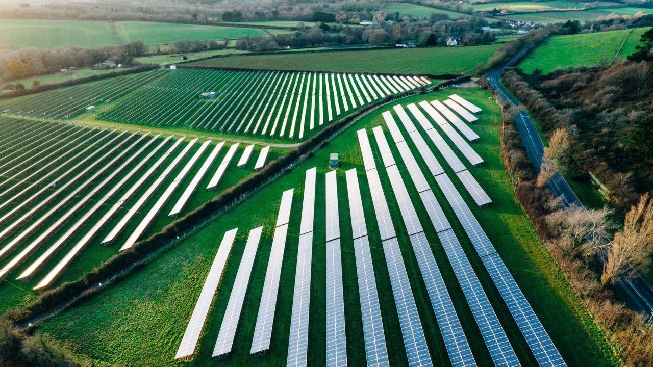 Government Approves Controversial Solar Farm Amid Local Opposition Government Approves Controversial Solar Farm Amid Local Opposition