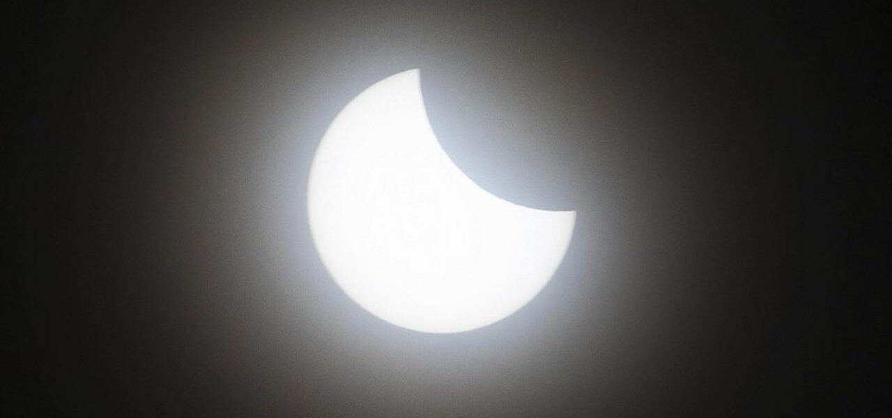 Partial Solar Eclipse Drives Footfall Despite Stagnant Bookings Partial Solar Eclipse Drives Footfall Despite Stagnant Bookings