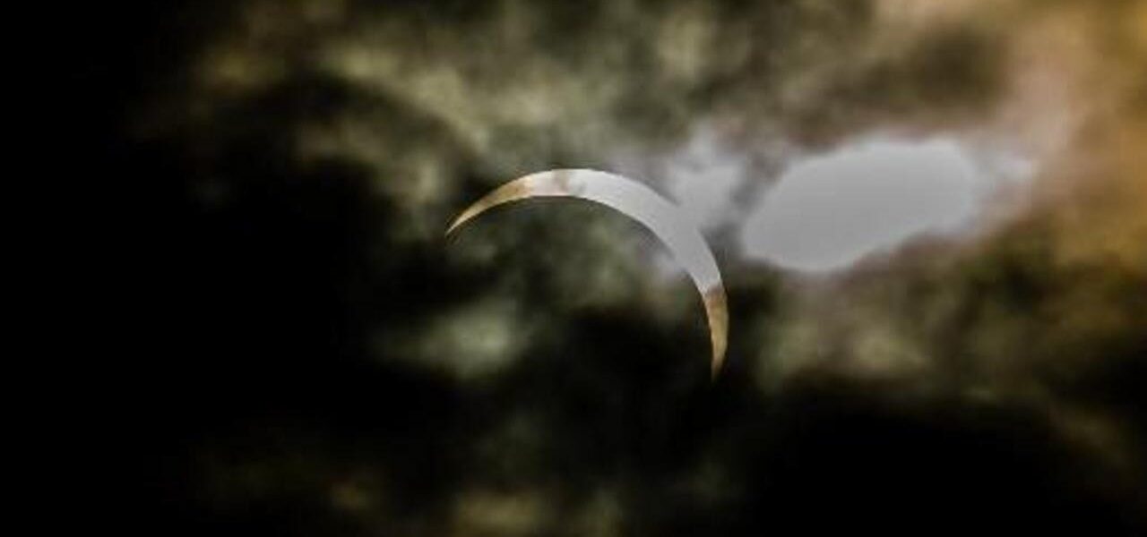 Mixed Reactions as Solar Eclipse Graces Scotland After 27 Years Mixed Reactions as Solar Eclipse Graces Scotland After 27 Years