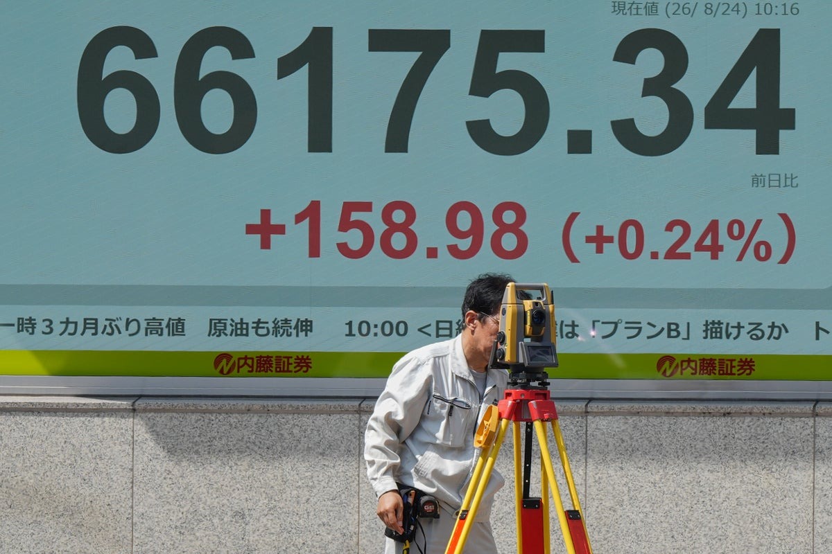 Asian Markets Drop as Bond Pressures Intensify Ahead of Jackson Hole Asian Markets Drop as Bond Pressures Intensify Ahead of Jackson Hole
