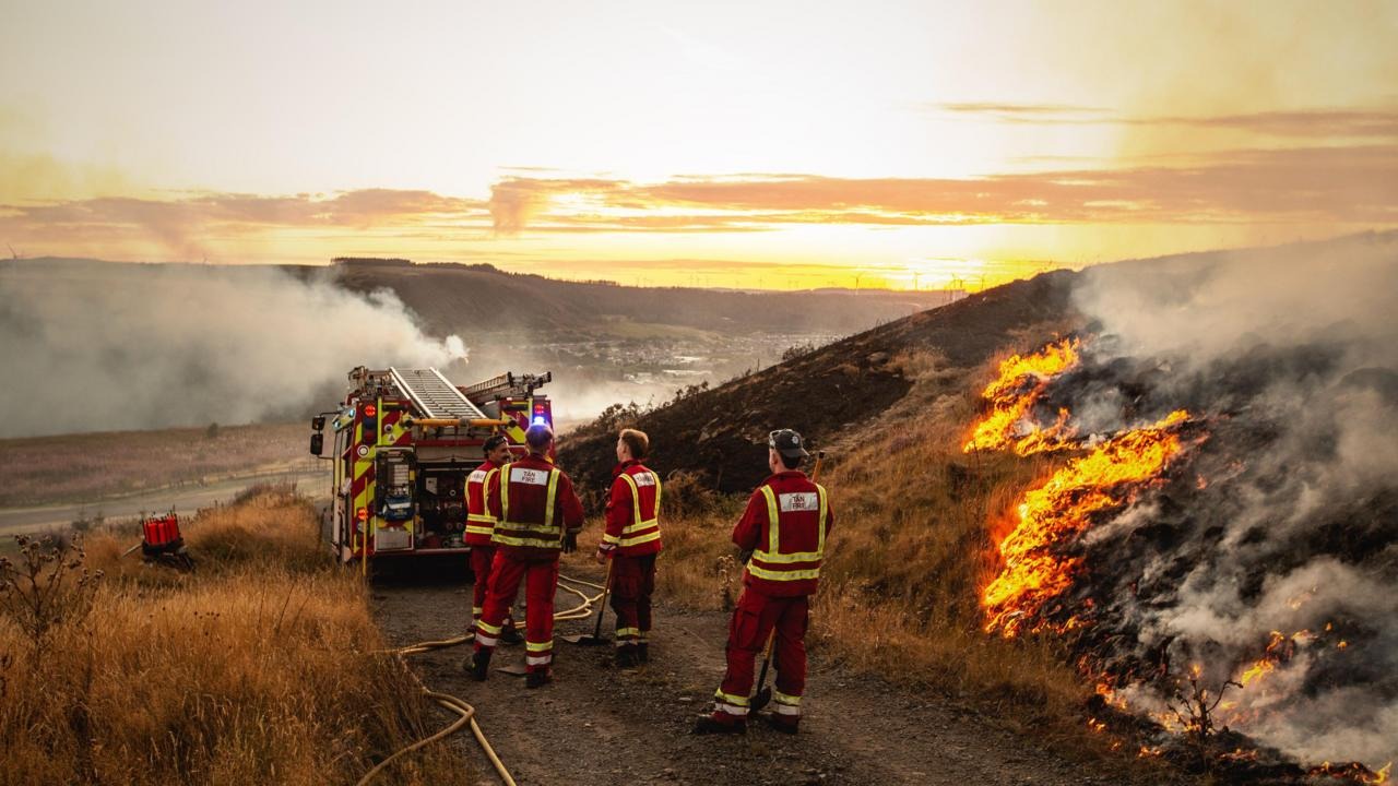 Minister Admits Lessons Needed from South Wales Wildfires