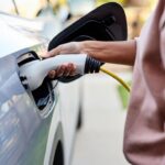 UK Government Mulls Cutting Electric Vehicle Sales Target to 50% by 2030