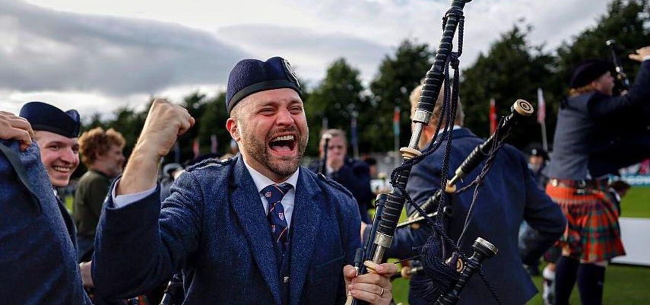 Simon Fraser University Pipe Band Wins World Championship in Glasgow Simon Fraser University Pipe Band Wins World Championship in Glasgow