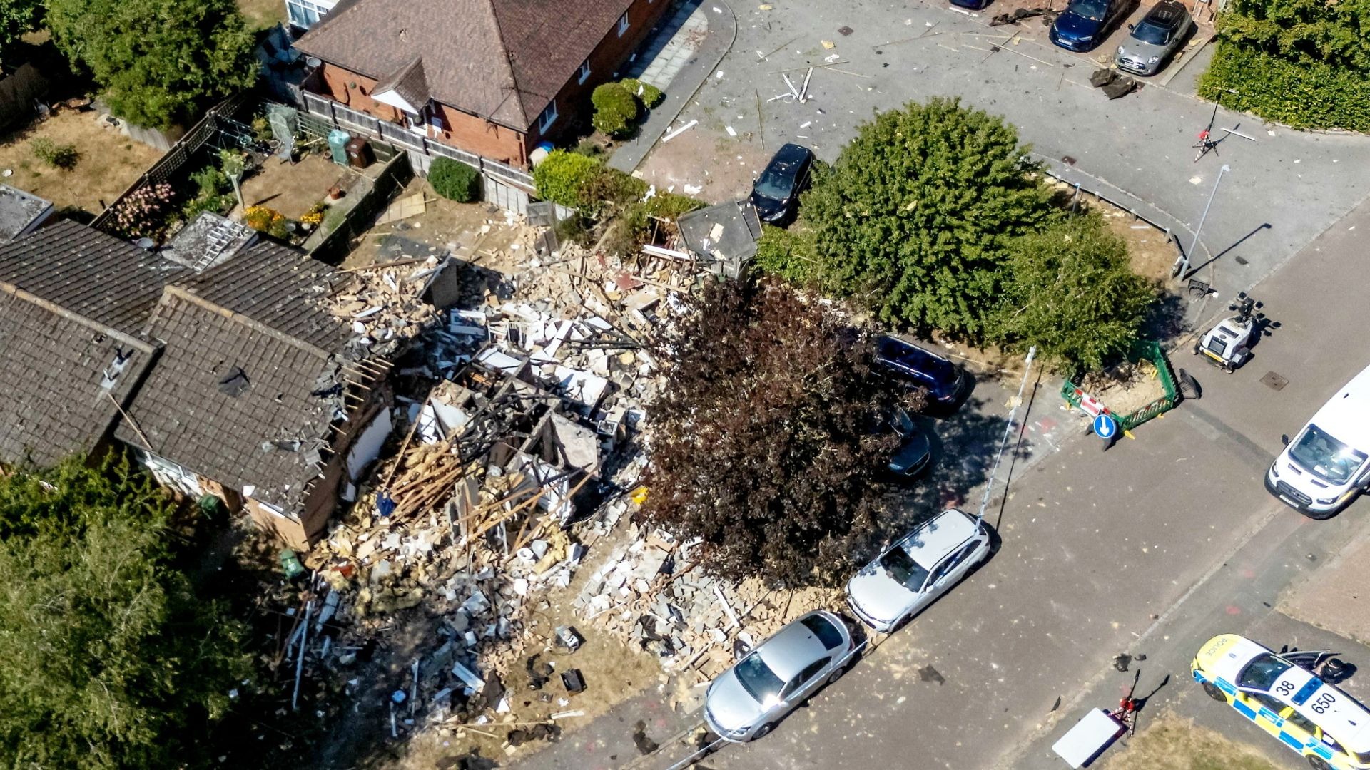 Tragic Fatality in Newton Longville Bungalow Explosion Tragic Fatality in Newton Longville Bungalow Explosion