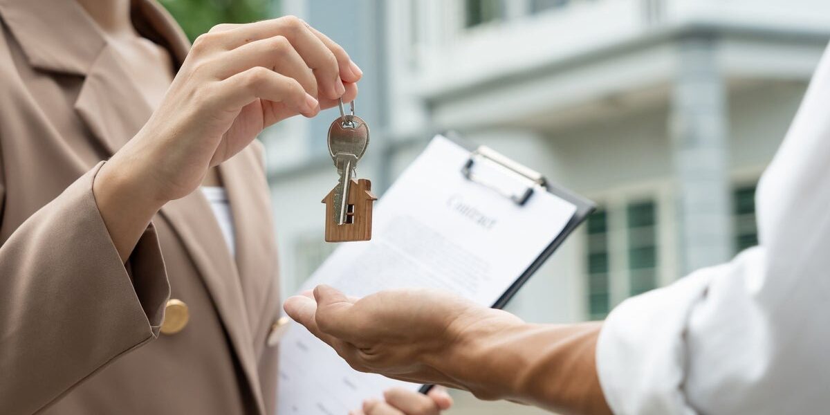 UK Housing Market: Faster Selling Areas Highlighted by Zoopla UK Housing Market: Faster Selling Areas Highlighted by Zoopla