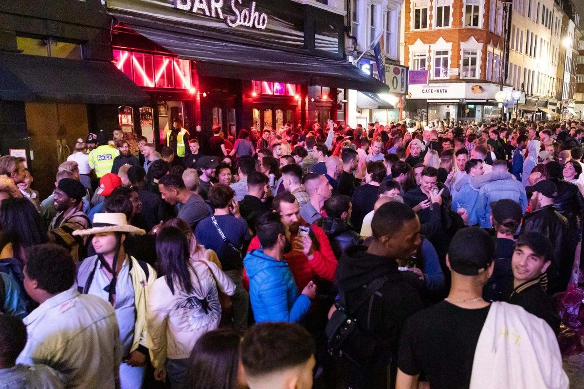 Westminster Council Clarifies Pub Seating Policy Amid Public Debate Westminster Council Clarifies Pub Seating Policy Amid Public Debate