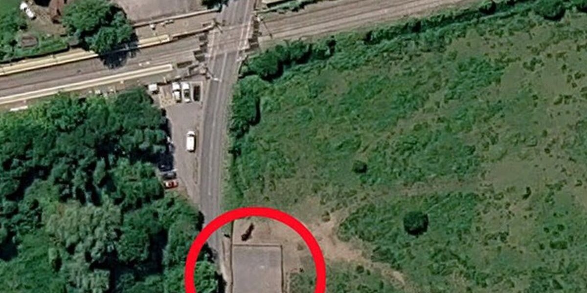 Pippa Middleton Ordered to Remove Car Park Following Resident Complaints Pippa Middleton Ordered to Remove Car Park Following Resident Complaints