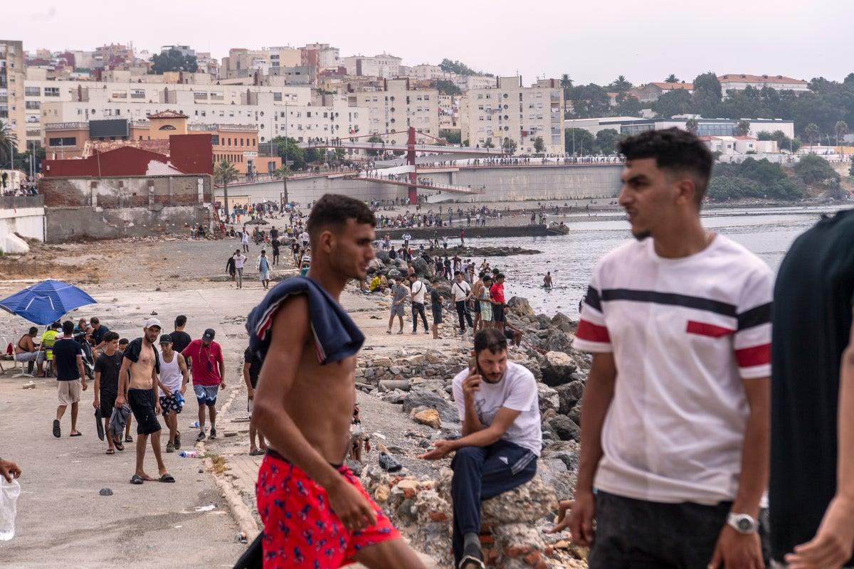 Moroccan Migrants Risk All in Mass Swim to Spanish Territory Moroccan Migrants Risk All in Mass Swim to Spanish Territory