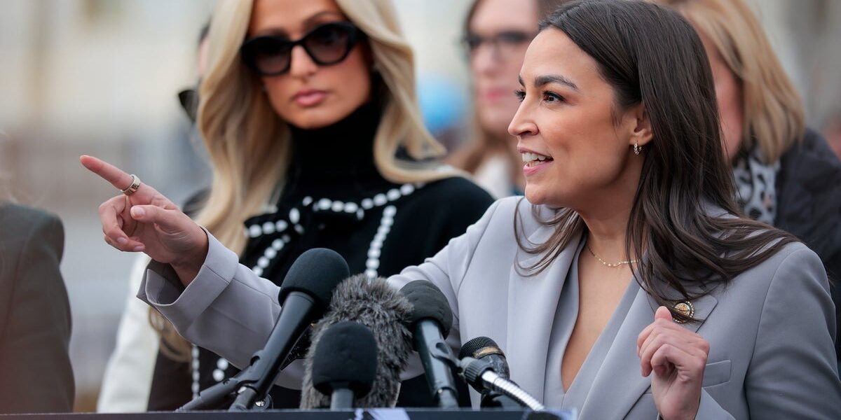 Trump Suggests AOC May Run for President in 2028, Claims Shift from ‘Woke’ Policies Trump Suggests AOC May Run for President in 2028, Claims Shift from ‘Woke’ Policies