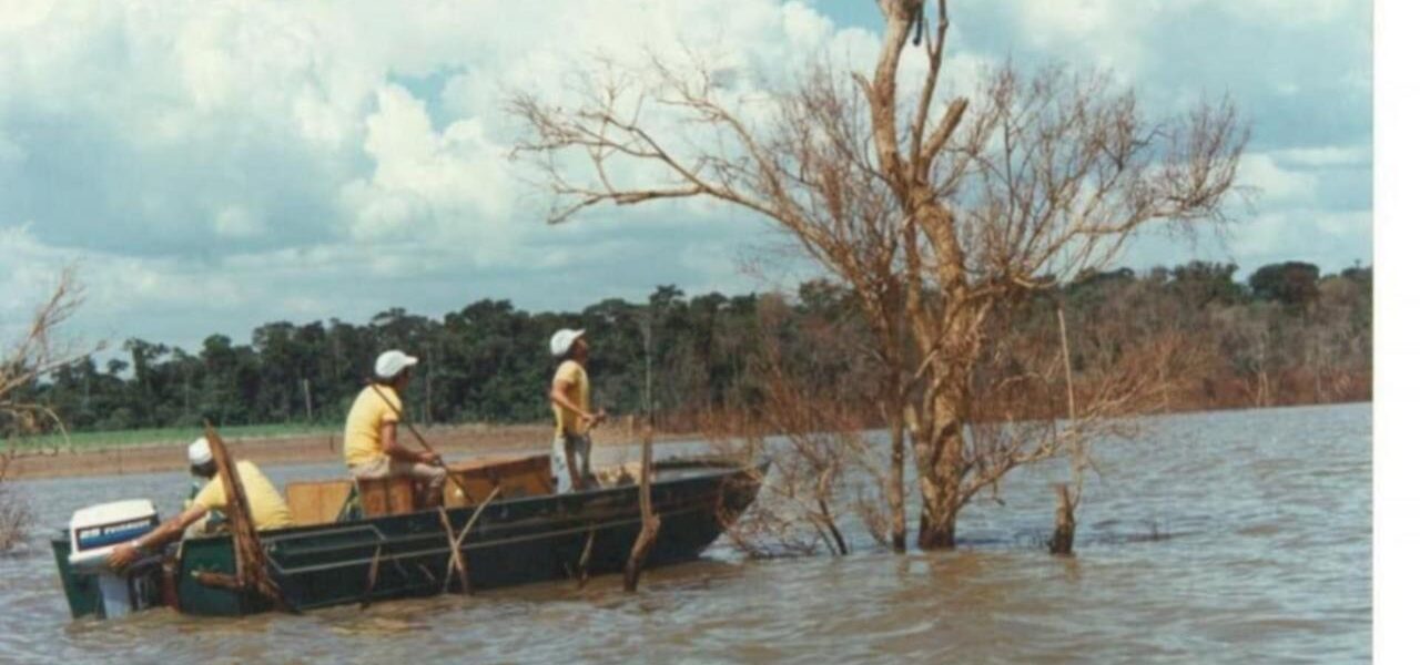 Urgent Wildlife Rescue Amid Itaipu Dam Construction in 1982