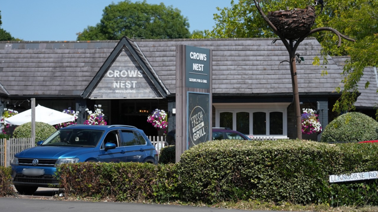 Centenarian Dies After Alleged Pub Assault in UK Centenarian Dies After Alleged Pub Assault in UK